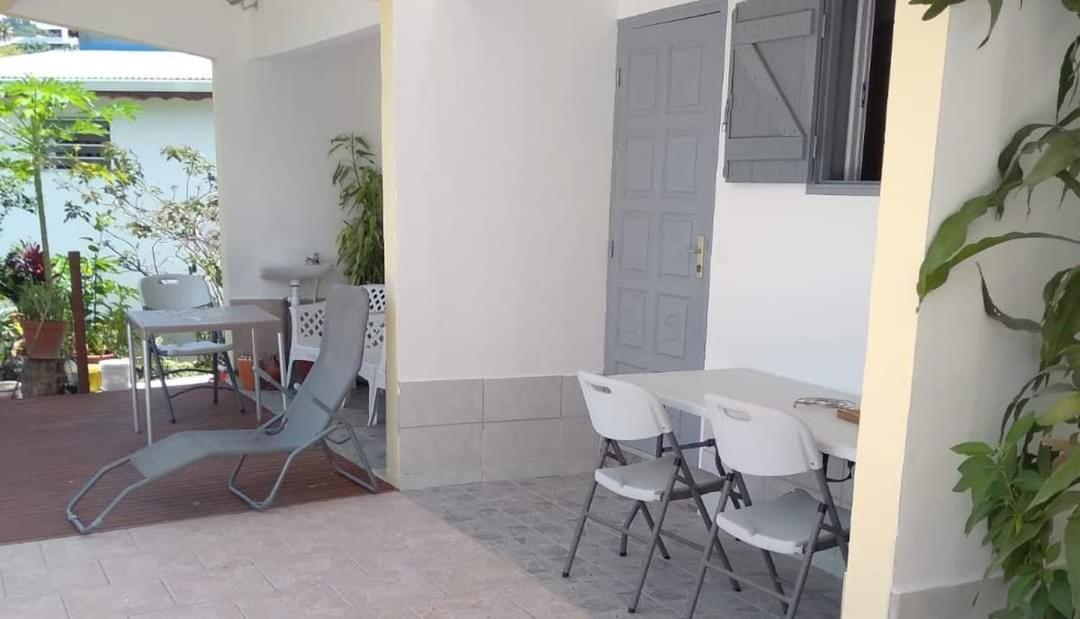 Vila Chez Vava Et Maianne Bouillante Exteriér fotografie
